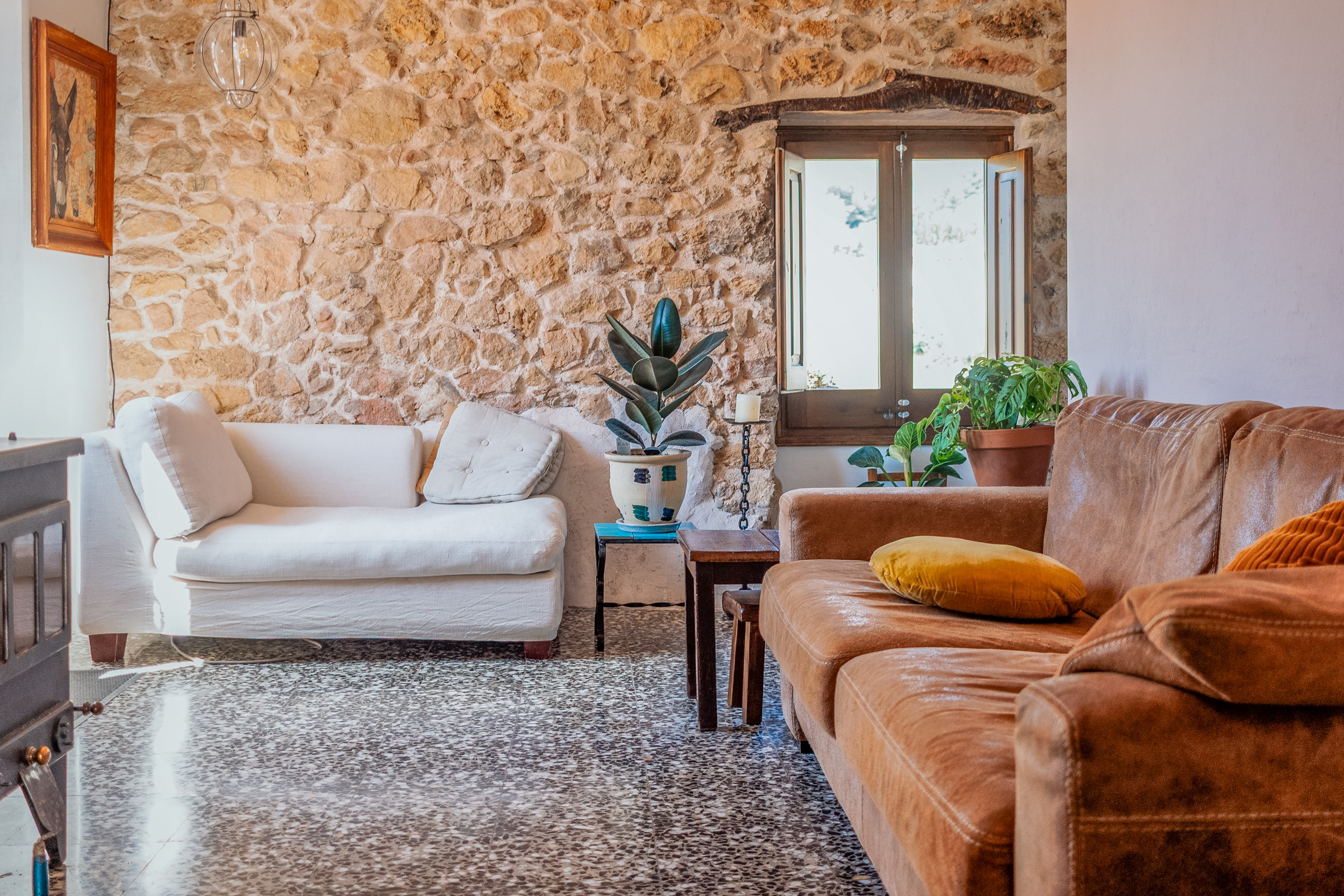 Living Area Cal Guixater 3