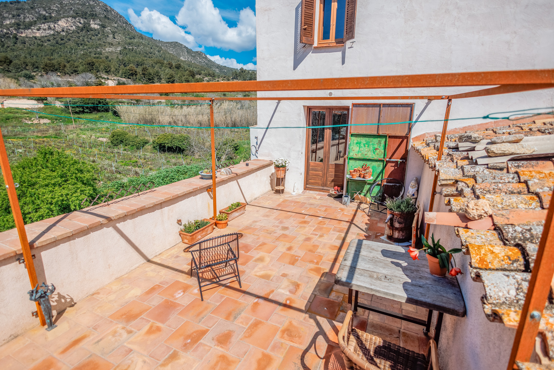 Terrace Other Angle Cal Guixater 3